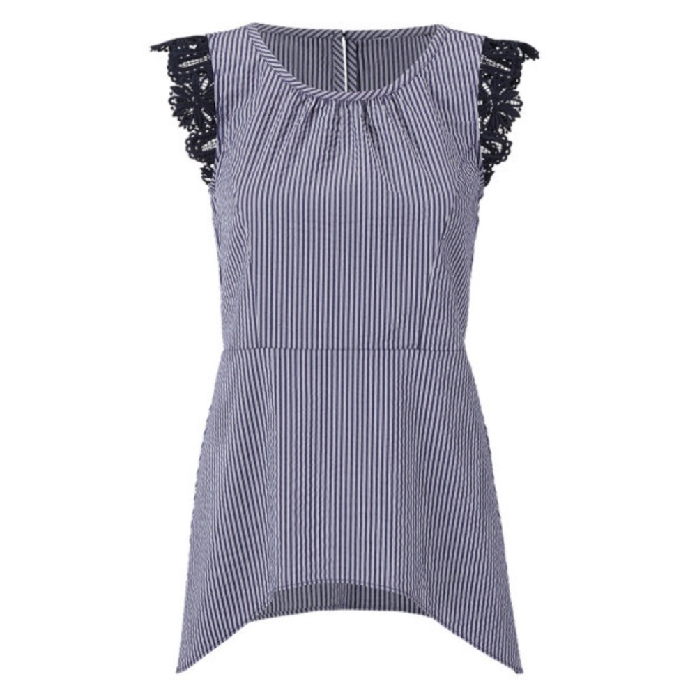 CABI Flutter Top Navy and white striped seersucker top size MEDIUM